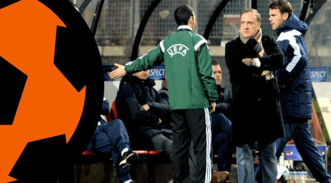 Advocaat to the stands as AZ take 1-0 win